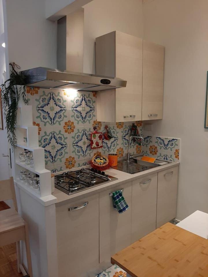 Charming Loft In Piazza Di Spagna Lägenhet Rom Exteriör bild